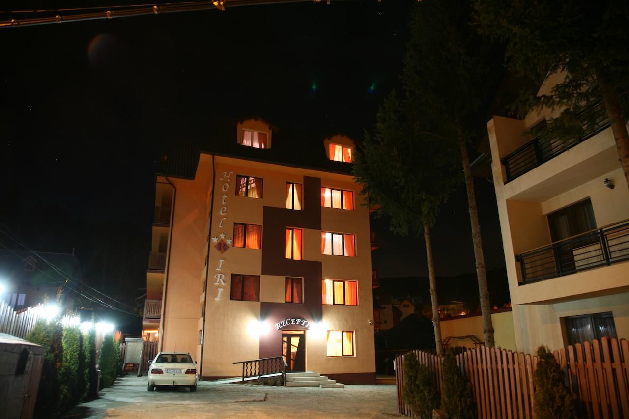 Отель Hotel Iri Буштени-36